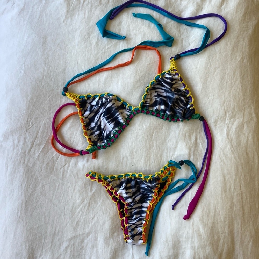 [SOLD] NWOT Volt Surf Crochet Bikini